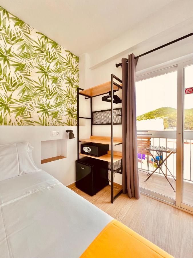 Nanit Rooms Ibiza Hostal Santa Eularia des Riu Zewnętrze zdjęcie