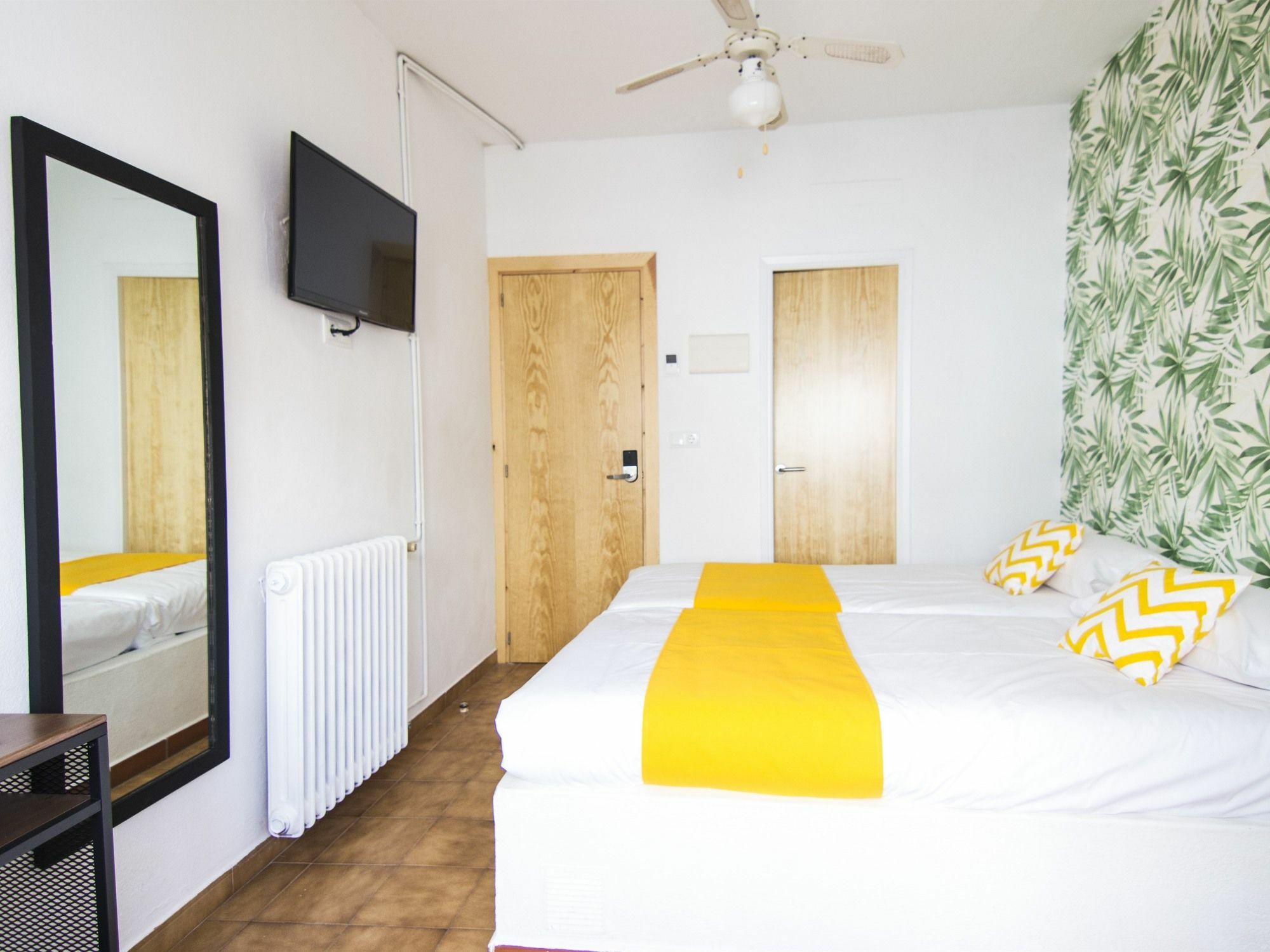 Nanit Rooms Ibiza Hostal Santa Eularia des Riu Zewnętrze zdjęcie